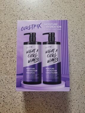 Curltrix What A Curl Wants Moisture + Hydration Shampoo & Conditioner 32 oz Each